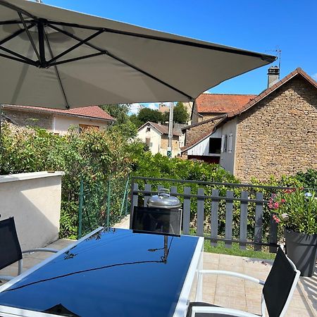 Villa Les Glycines Hieres-Sur-Amby Exterior foto